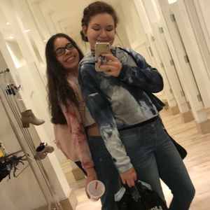 Meet your Posher, Ashton